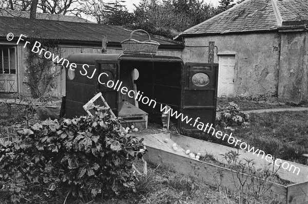 OLD VAN AS CHICKEN HOUSE